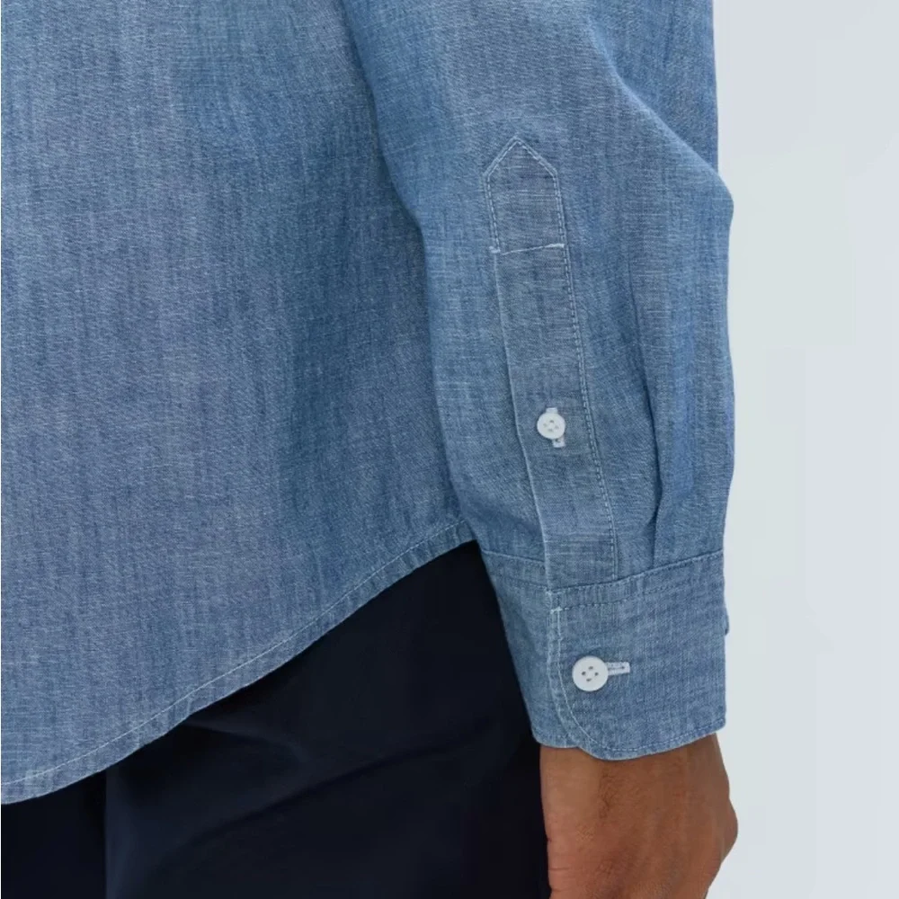 Everlane Relaxed Organic Cotton Chambray Long Sleeve Button Down Shirt Medium